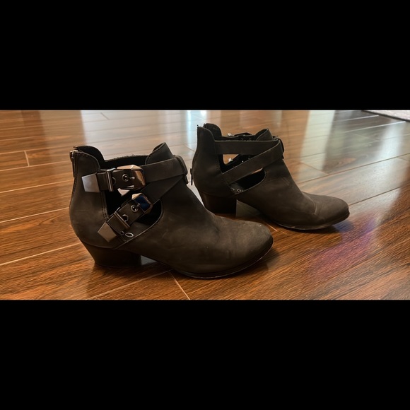 Aldo heeled boots size 6.5 - Picture 2 of 4